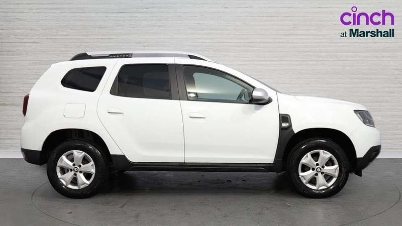 Used Dacia Duster Comfort 100 HP (73 kW) 2020 White SUV