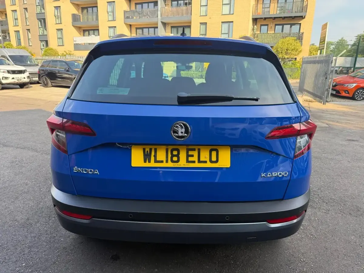 Used Skoda Karoq SE Technology 116 HP (85 kW) 2018 Blue SUV