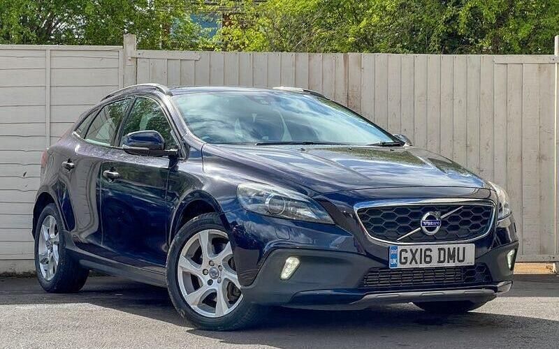 Usado Volvo V40 120 HP (88 kW) 2015 Azul Citadino