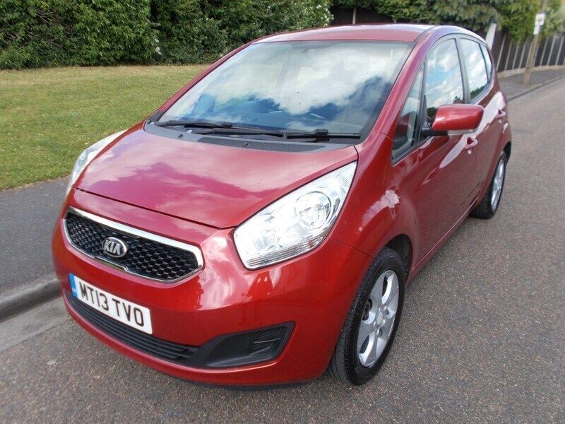 Red Used 2013 Kia Venga 2 Hatchback | £4,190 (Good price) - Image 1/4