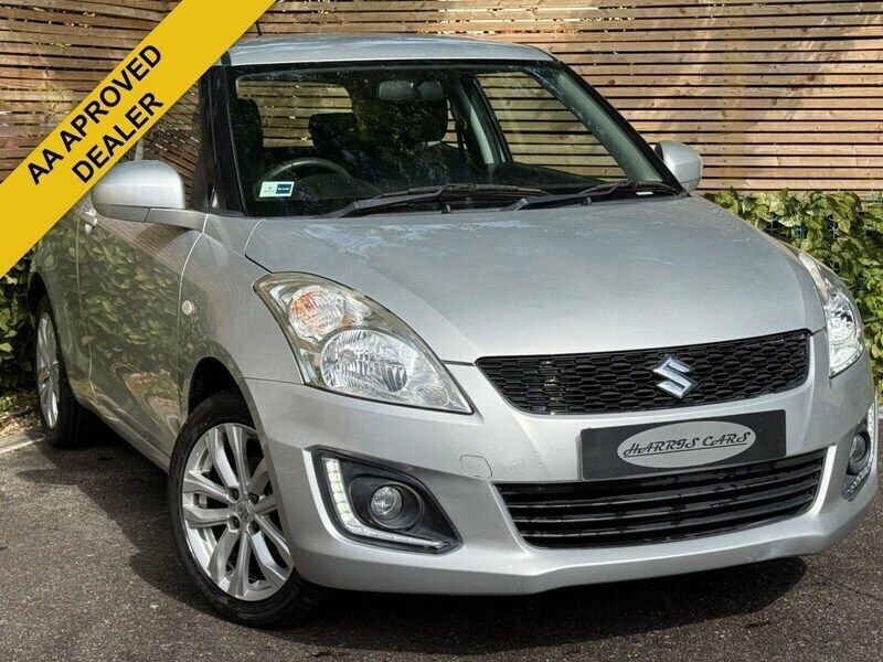 Silver Used 2015 Suzuki Swift Hatchback | £5,785 (Good price) - Image 1/4