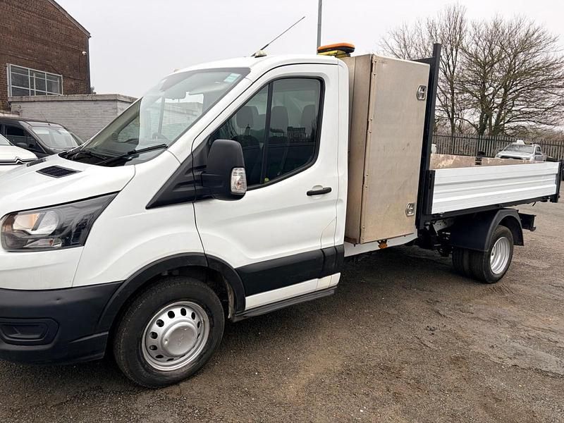 Używany Ford Transit 130 KM (95 kW) 2021 Biały Kabriolet