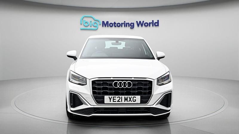 Begagnad Audi Q2 S-Line 109 HK (80 kW) 2021 Vit SUV