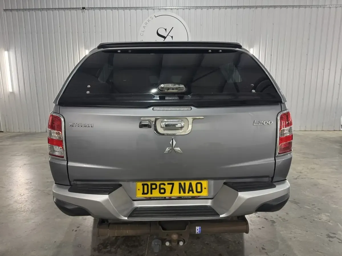 Second-hand Mitsubishi L200 2018 Gri Pickup