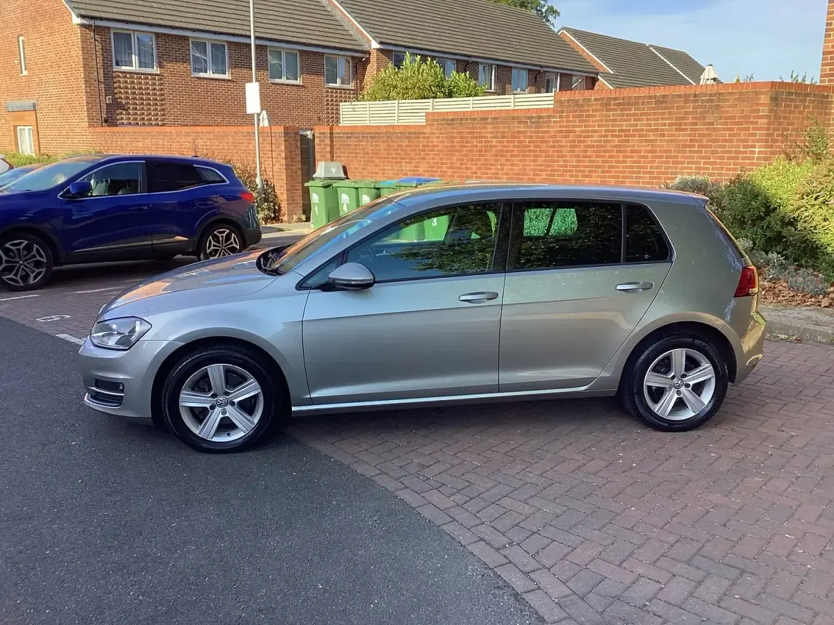 Used VW Golf VII Match 110 HP (80 kW) 2015 Silver Hatchback
