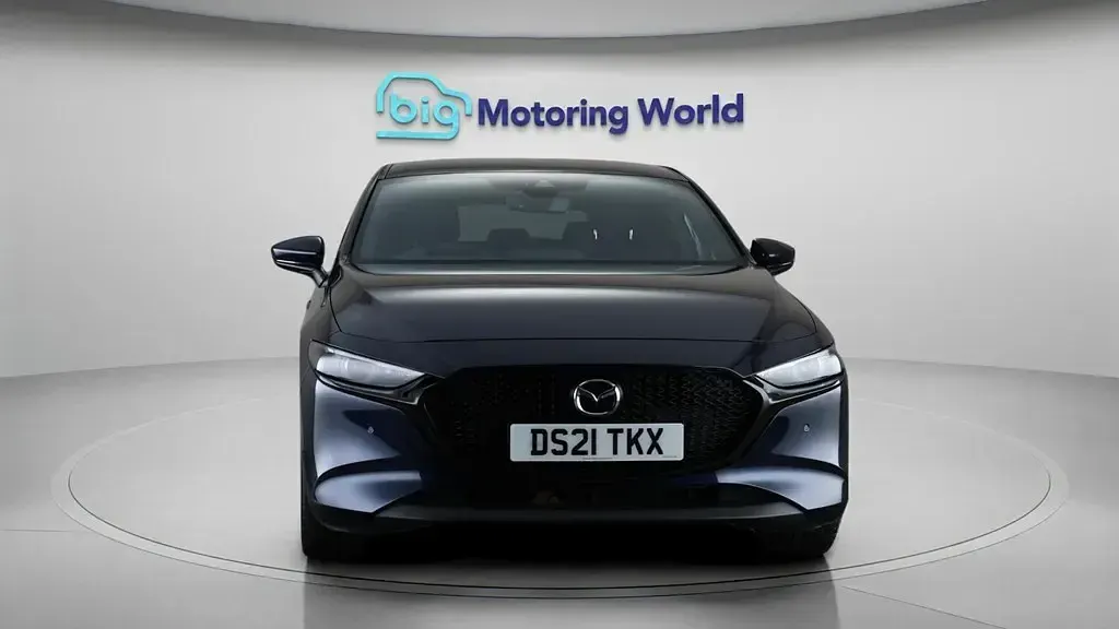 Usado Mazda 3 Inclusive 122 HP (89 kW) 2021 Azul Citadino