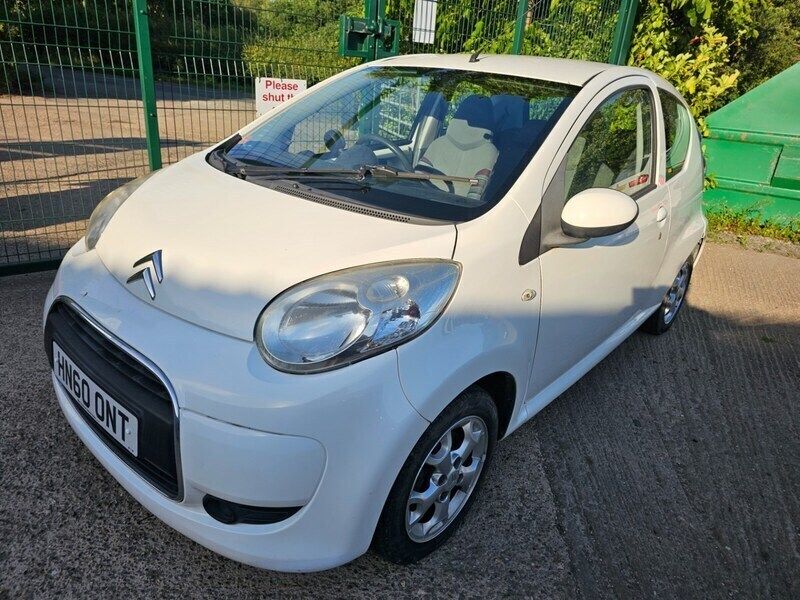 White Used 2010 Citroën C1 VTR Sport Hatchback | £1,795 (Fair price) - Image 1/1