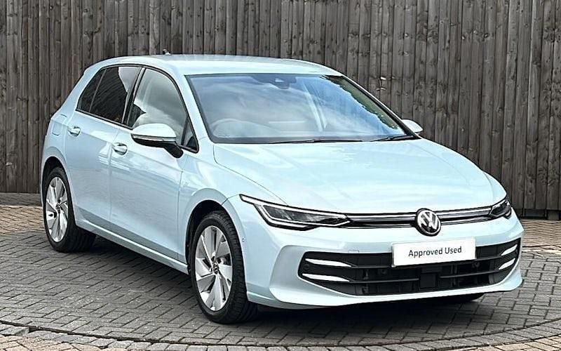 Used 2025 VW Golf VIII Match Hatchback | £23,399 (Fair price) - Image 1/4