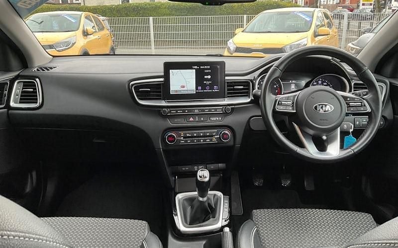 Used Kia Ceed 120 HP (88 kW) 2021 Hatchback