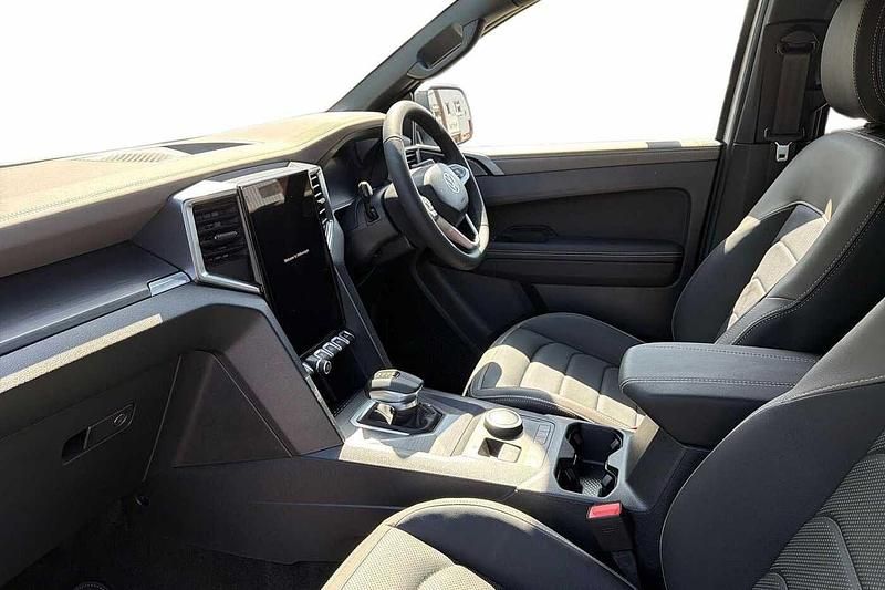 Ny VW Amarok Aventura 2025 Vit Pickup