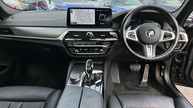 Used BMW 530 M Sport 286 HP (210 kW) 2021 Black Estate