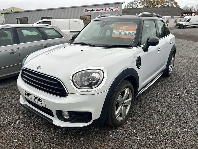 White Used 2017 Mini Cooper D Countryman Chili SUV | £10,895 (Fair price) - Image 1/1