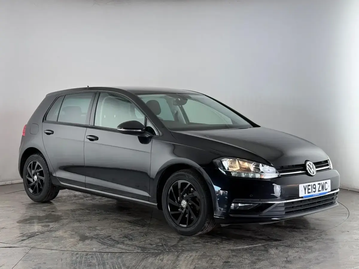 Begagnad VW Golf VII Match 116 HK (85 kW) 2019 Halvkombi