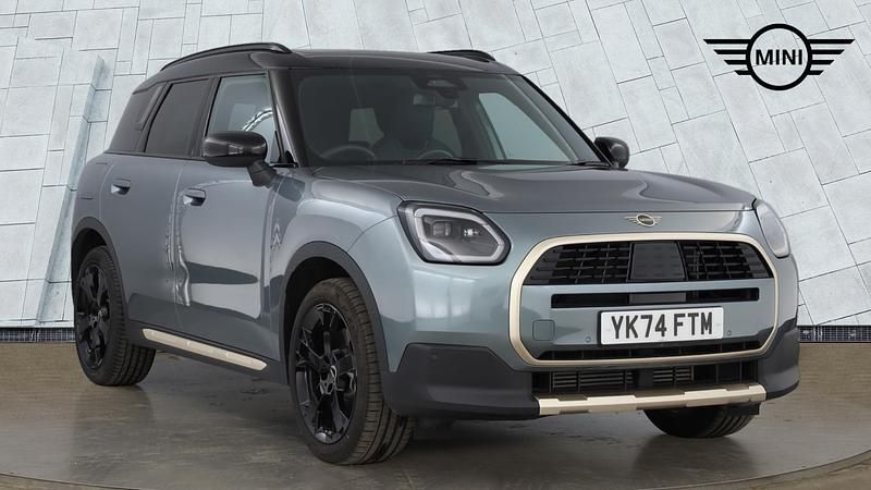 Green Used 2025 Mini Countryman SUV | £33,985 (Fair price) - Image 1/4
