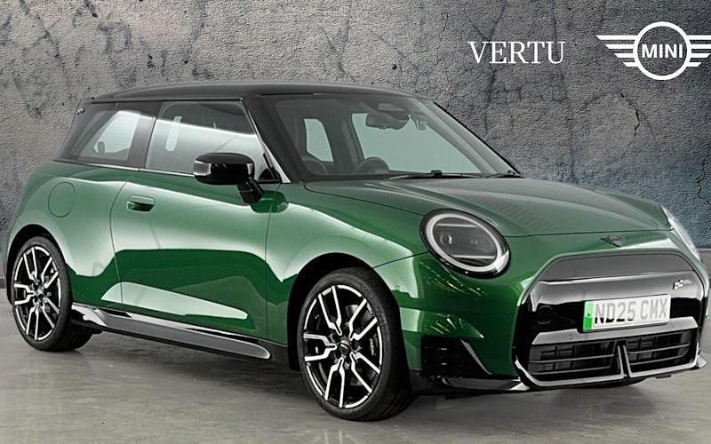 Used Mini Cooper Sport 135 kW (184 HP) 2025 Green Hatchback