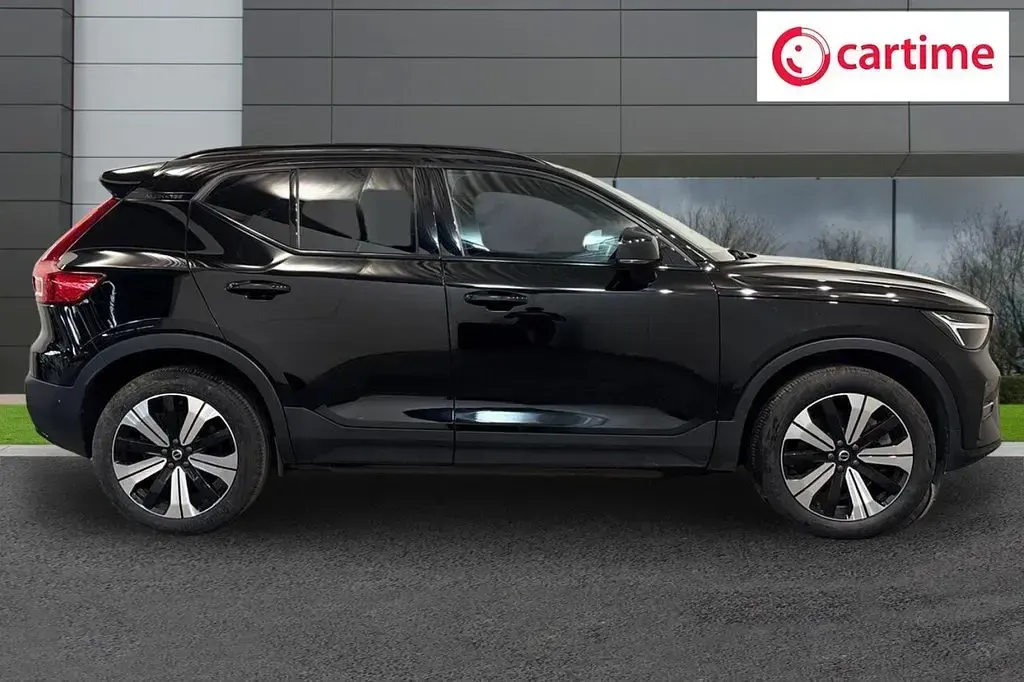 Used Volvo XC40 Core 169 kW (231 HP) 2022 Black SUV