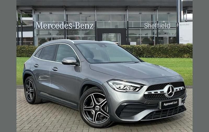 Used Mercedes GLA220 Executive 187 HP (137 kW) 2023 Grey SUV