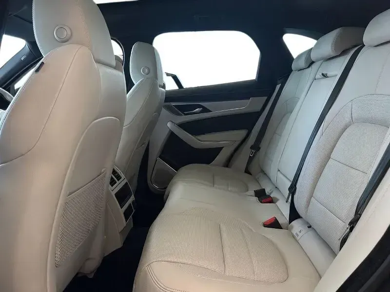 Used Jaguar F-Pace R-Dynamic 204 HP (150 kW) 2023 Grey SUV