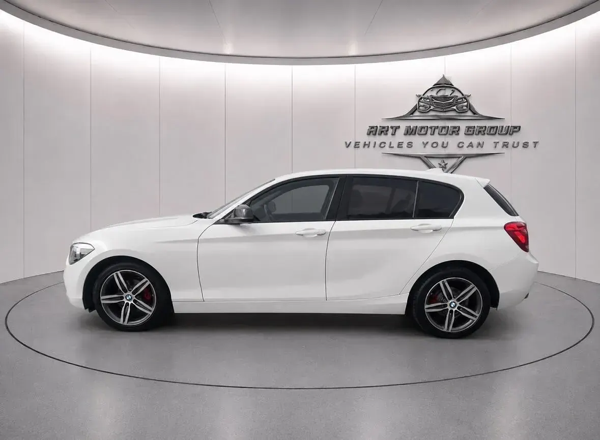 Used BMW 118 Sport Line 2015 White Hatchback