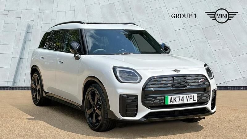 White Used 2024 Mini Countryman Sport SUV | £32,150 (Fair price) - Image 1/4