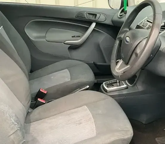 Używany Ford Fiesta 96 KM (70 kW) 2010 Czarny Hatchback