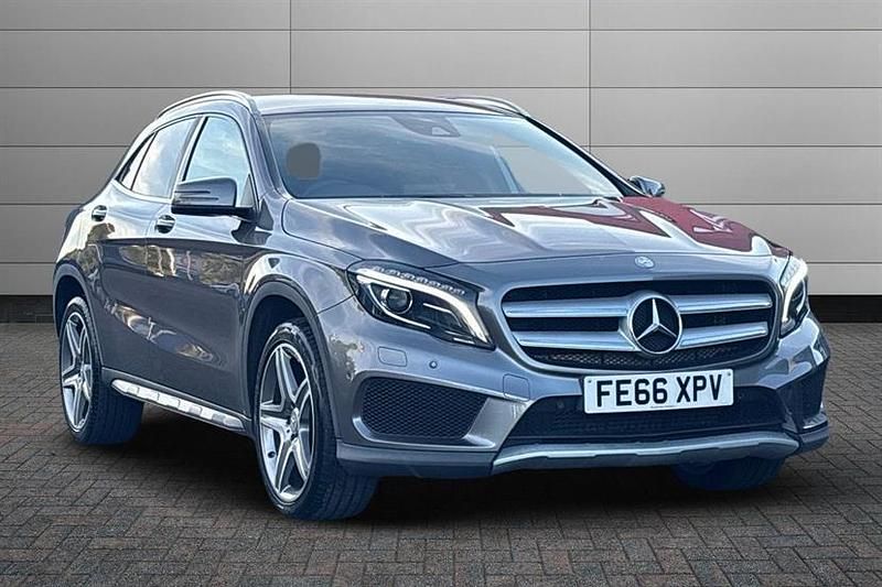 Mountain grey Used 2016 Mercedes GLA220 AMG line SUV | £11,490 (Fair price) - Image 1/4