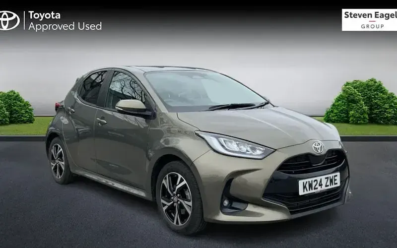 Used Toyota Yaris Design 116 HP (85 kW) 2024 Hatchback