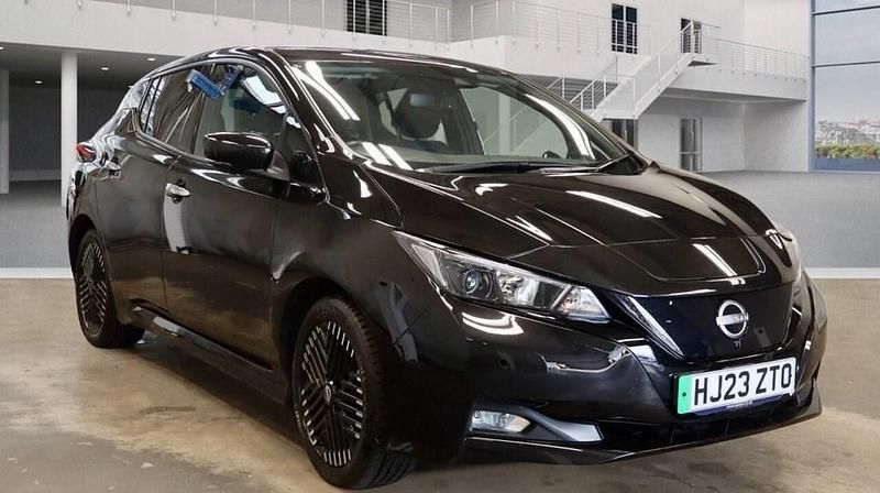 Black Used 2023 Nissan Leaf N-Connecta Hatchback | £10,988 (Fair price) - Image 1/2