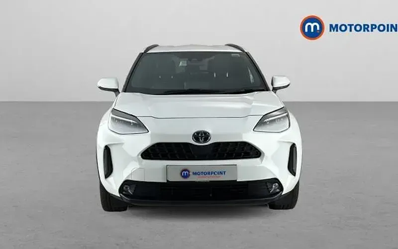 Used Toyota Yaris Hybrid Design 116 HP (85 kW) 2026 Estate