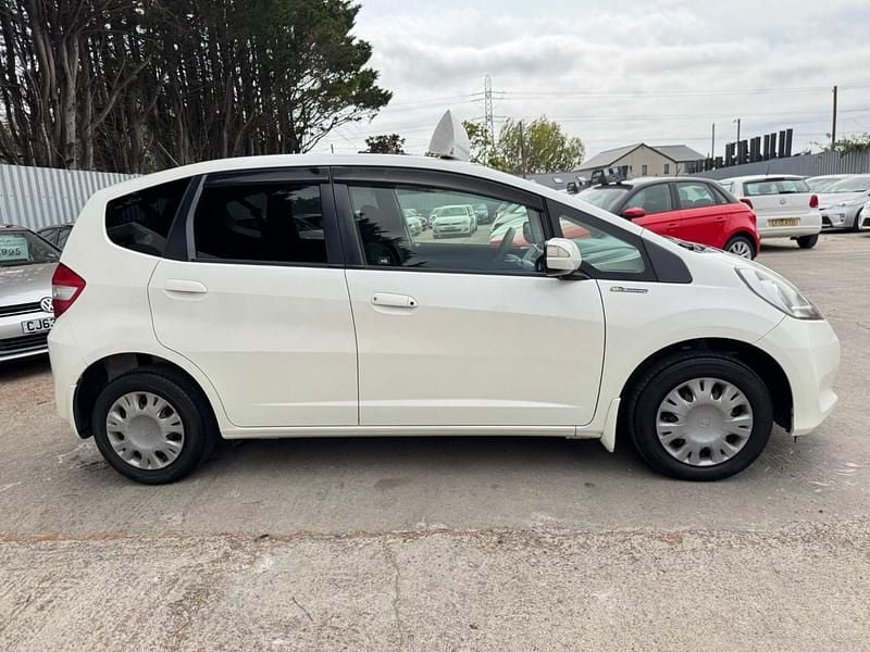 Used Honda Fit 2012 White Hatchback