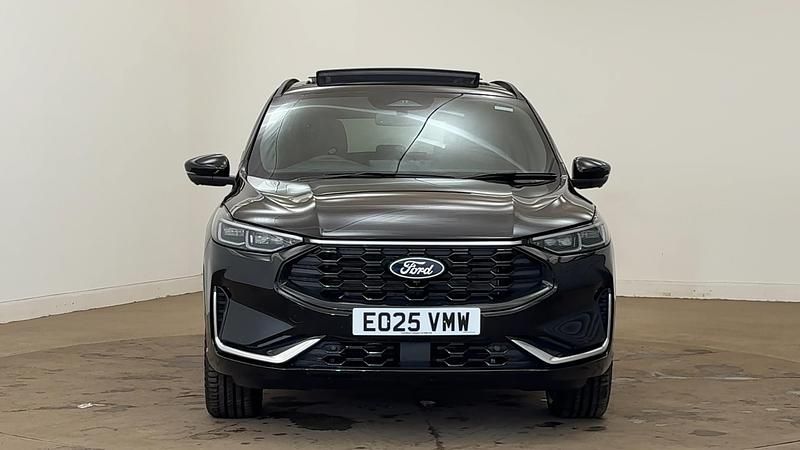 Black Used 2025 Ford Kuga ST-Line X SUV | £26,500 (Fair price) - Image 1/4
