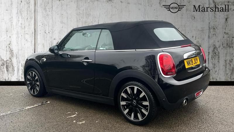 Used Mini Cooper Exclusive 136 HP (100 kW) 2019 Midnight black Hatchback