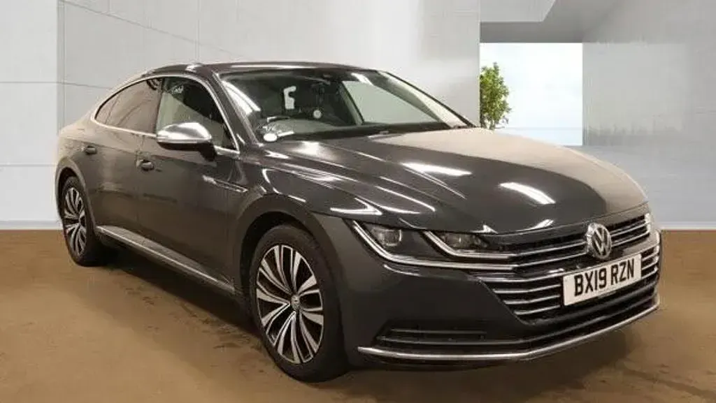 Used VW Arteon Elegance 150 HP (110 kW) 2019 Grey Hatchback