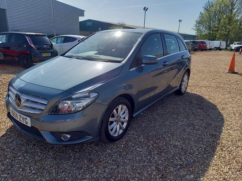 Used Mercedes B180 SE 109 HP (80 kW) 2014 Blue MPV