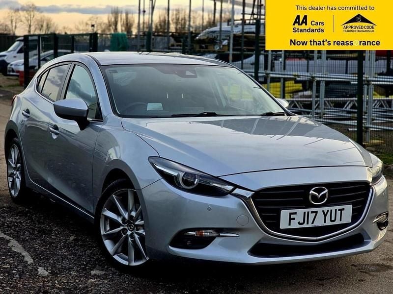 Used Mazda 3 Inclusive 121 HP (88 kW) 2017 Silver Hatchback