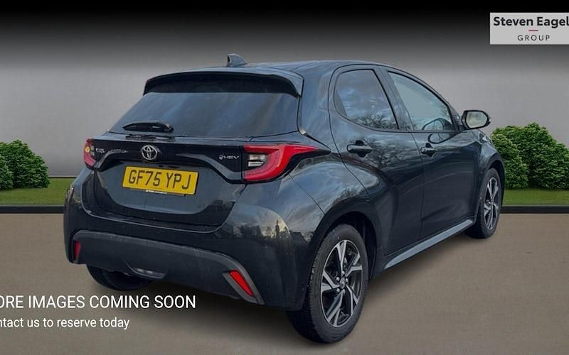 Used Toyota Yaris Hybrid Design 116 HP (85 kW) 2026 Hatchback