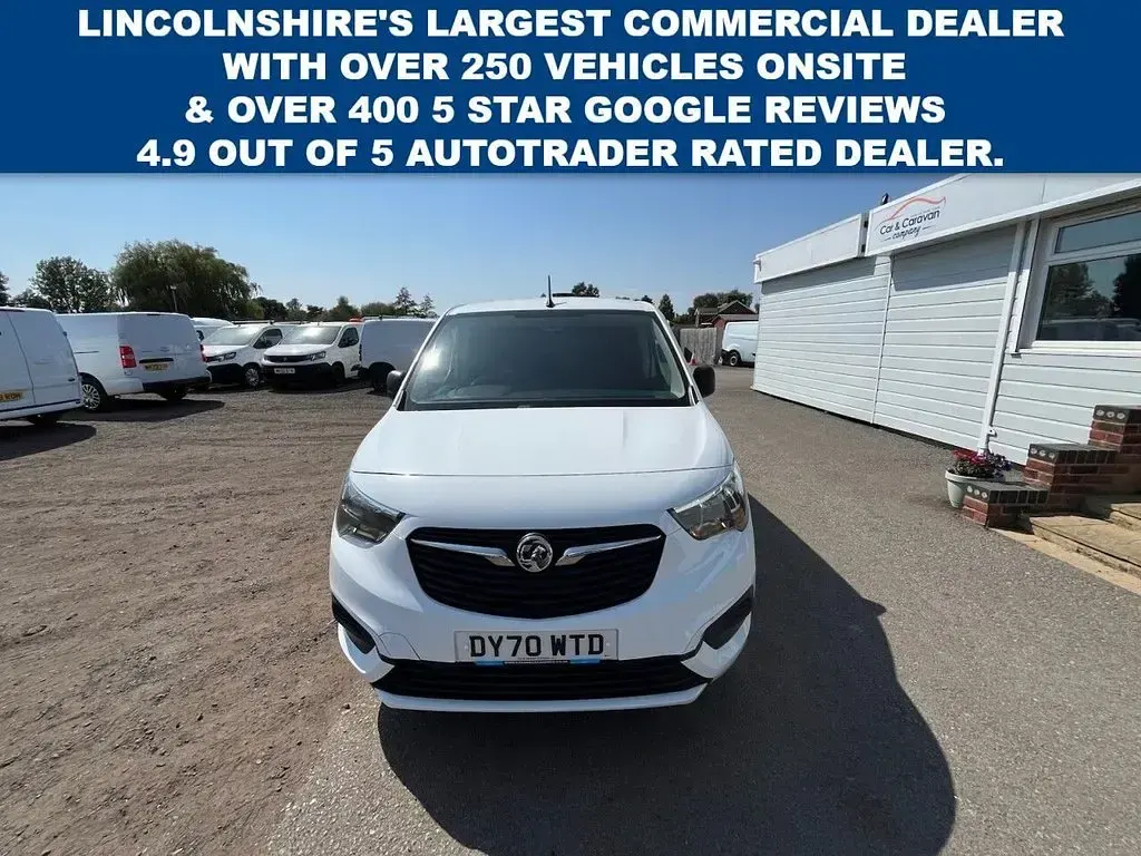 Used Vauxhall Combo Sportive 2020 White MPV