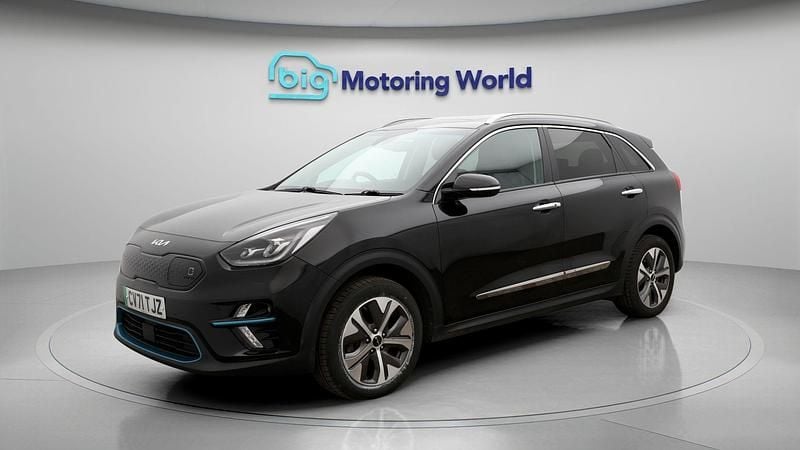 Used Kia e-Niro Plus 147 kW (201 HP) 2021 Black SUV