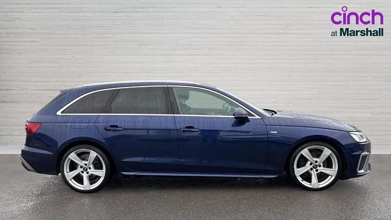 Used Audi A4 S-Line 150 HP (110 kW) 2019 Blue Estate