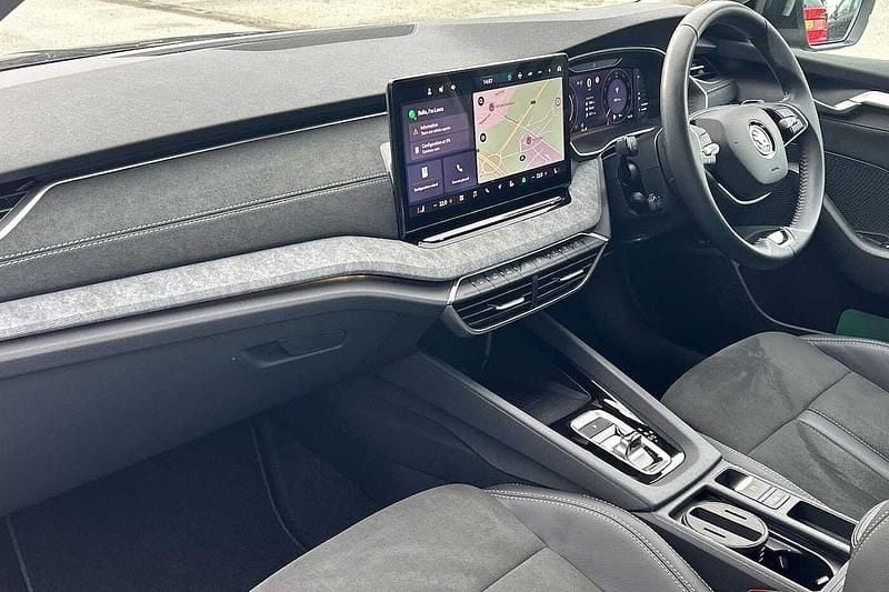 Used Skoda Octavia First Edition 150 HP (110 kW) 2024 Black magic pearl effect Estate