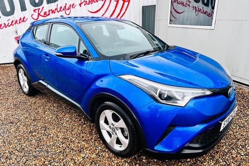 Used Toyota C-HR 122 HP (89 kW) 2018 Blue SUV
