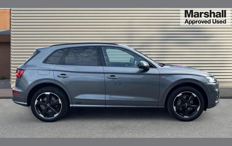 Used Audi Q5 Black Edition 245 HP (180 kW) 2019 Grey SUV