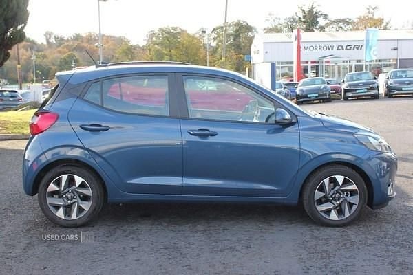 Used Hyundai i10 Advanced 63 HP (46 kW) 2025 Blue Hatchback