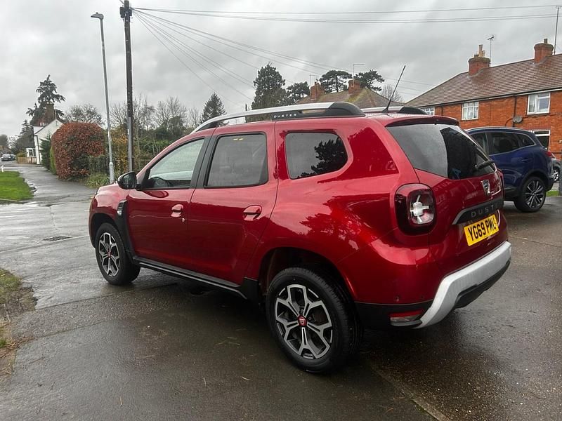 Used Dacia Duster 2019 Red Hatchback