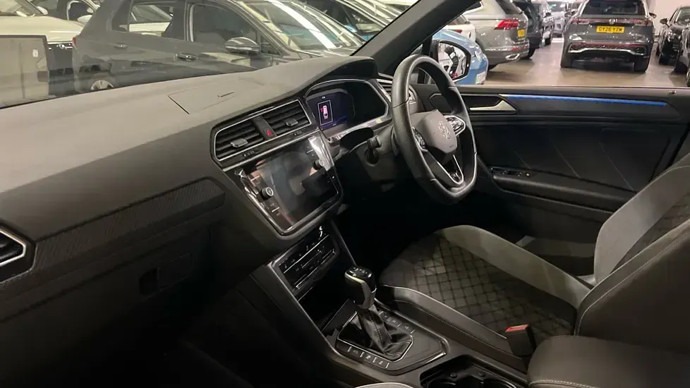 Used VW Tiguan R-line 150 HP (110 kW) 2023 Dolphin grey metallic SUV