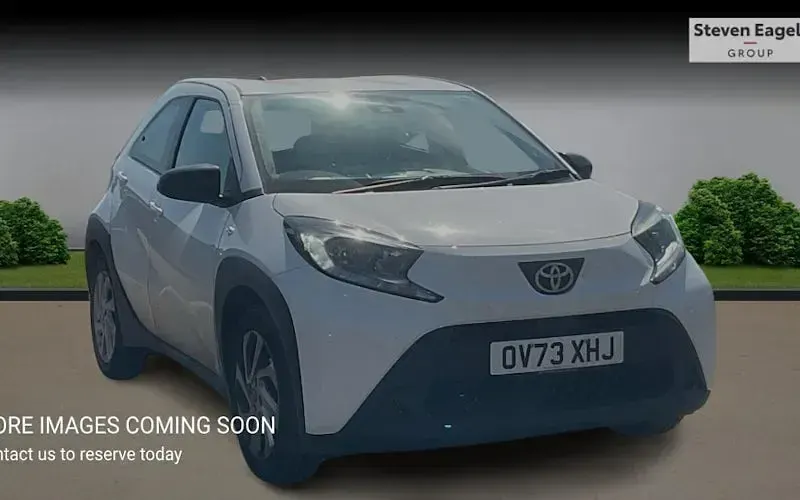 Used Toyota Aygo X PURE 72 HP (52 kW) 2025 SUV