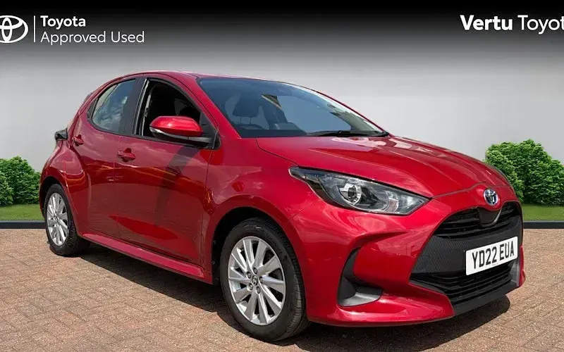 Second-hand Toyota Yaris Hybrid 116 CP (85 kW) 2026 Hatchback