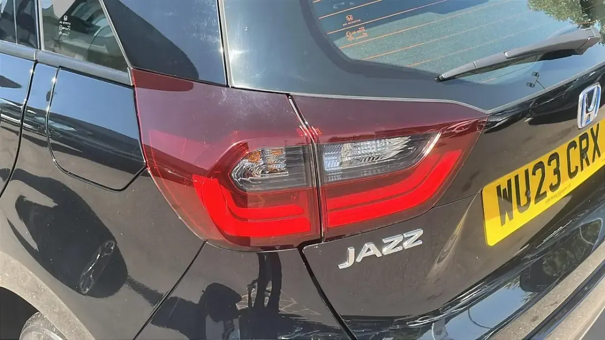 Used Honda Jazz SR 108 HP (79 kW) 2023 Black Hatchback