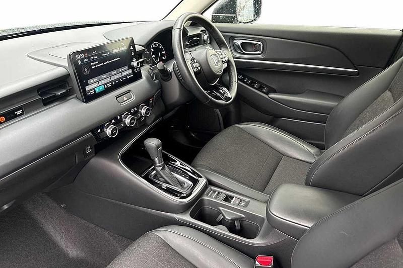 Used Honda HR-V Advance 131 HP (96 kW) 2022 Grey SUV