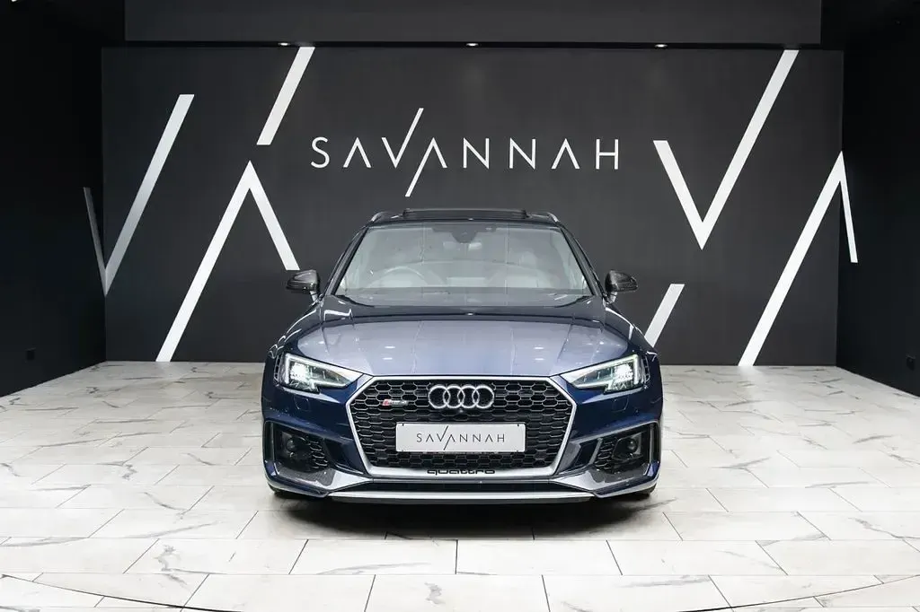 Used Audi RS4 Performance 450 HP (330 kW) 2018 Blue Estate